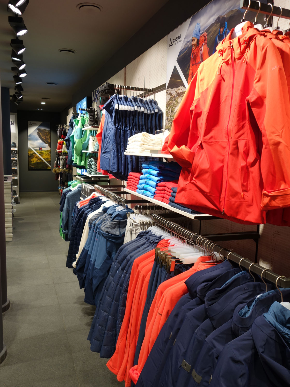 Schöffel Lowa Store | Düsseldorf
