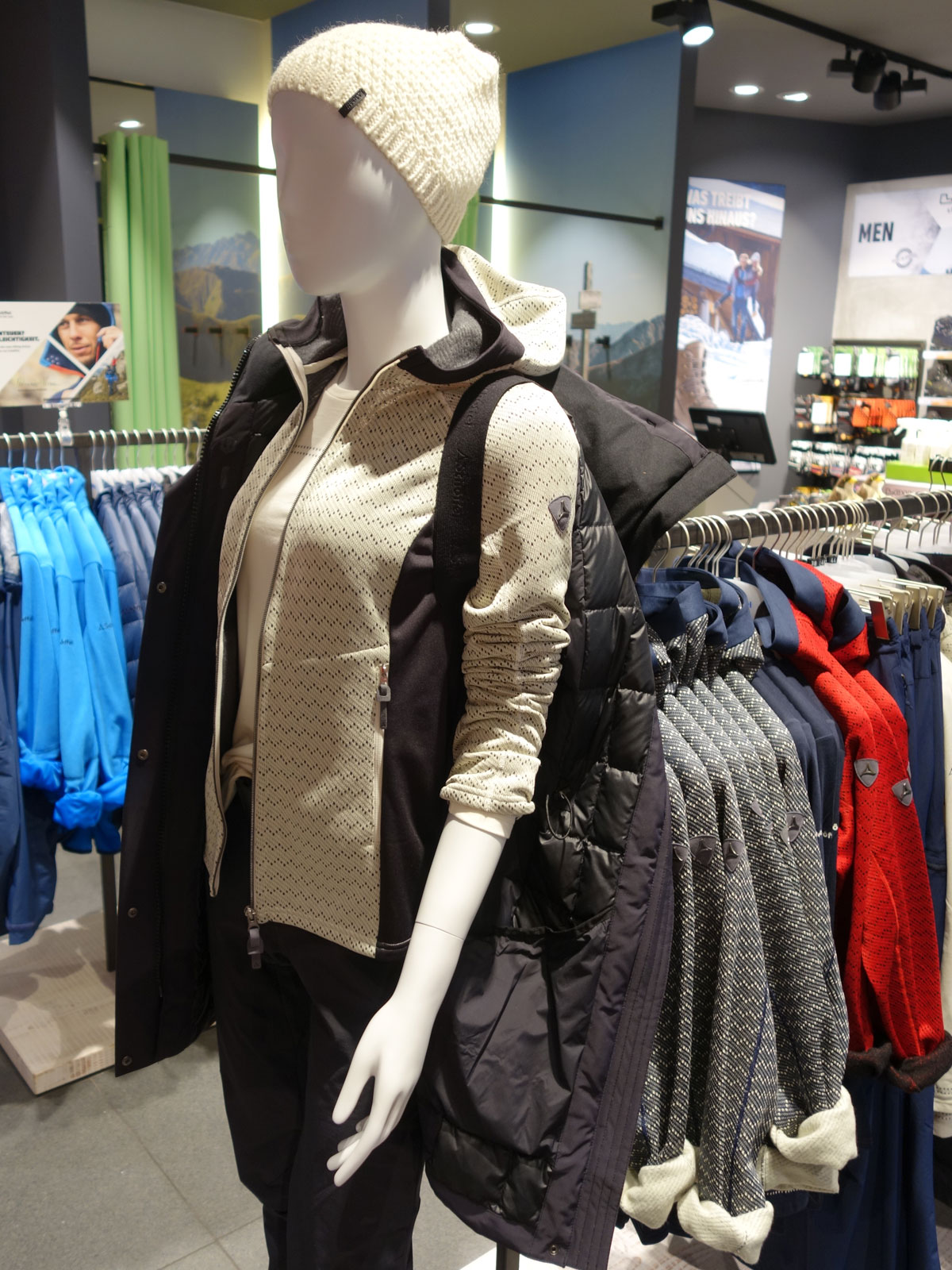 Schöffel Lowa Store | Düsseldorf