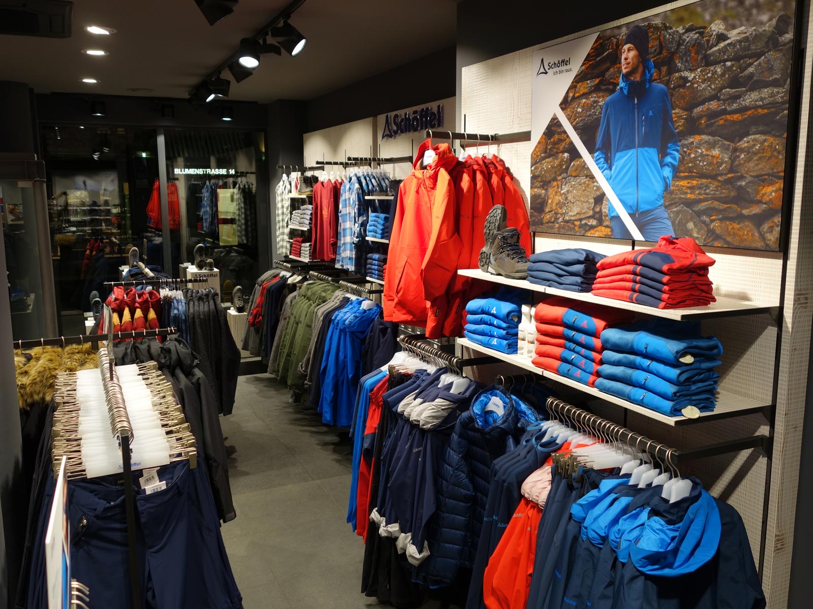 Schöffel Lowa Store | Düsseldorf